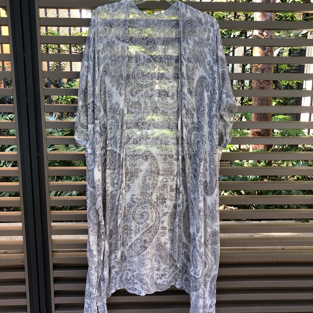 Lovestitch Kimono